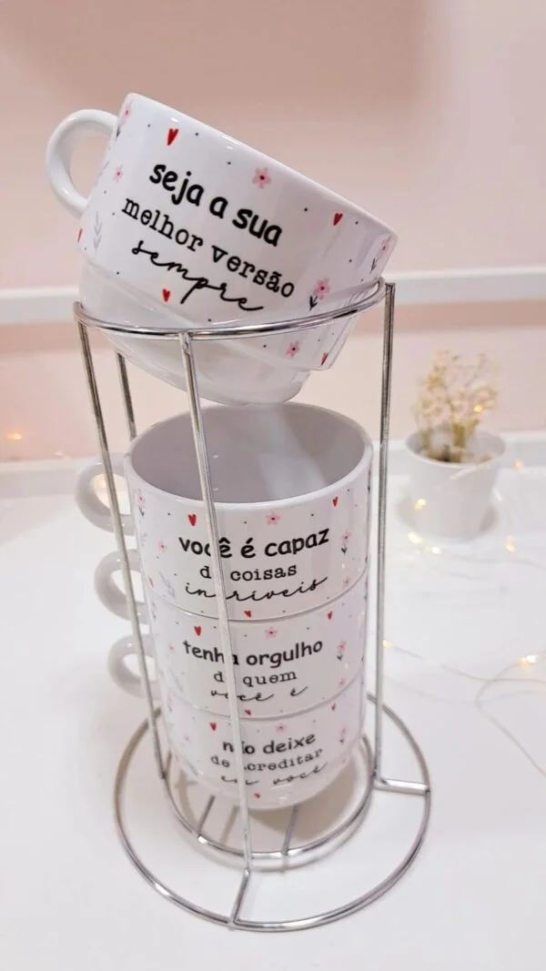 Torre com 4 Xícaras Personalizadas — “Seja a Sua Melhor Versão”
